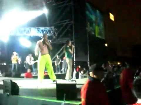 Calle 13 - Fiesta de locos @ Lima, Perú 03.12.11