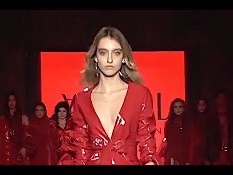 YEZAEL by Angelo Cruciani Red Fashion Show guest for Alibaba group - Altaroma - Fashion Channel