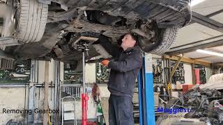 Jaguar XE 2.0 Ingenium Timing Chain Replacement Timelapse
