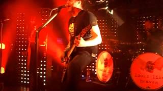 Mustasch  -  Dead again