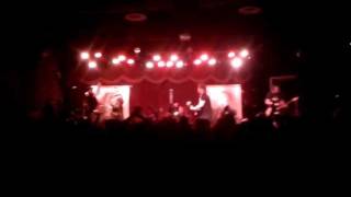 Johnny Quest (Thinks We're Sellouts) - Less Than Jake