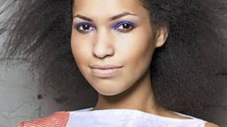 Erin Martin - Hey There Delilah (Full Version)