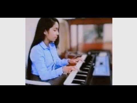 FLOR MARÍA - Grandioso es nuestro Dios (Junior Kelly Marchena )
