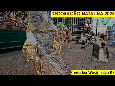 Praça Da Matriz De Frederico Westphalen Decorada Para O Natal 2025