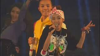 Hello (feat. DARA) eng sub + 한국어 자막 - G-DRAGON live 2009 Shine A Light concert
