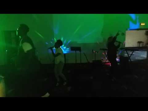 [LIVE] REAL TOUCH MUSIC - He Reigns - Kirk Franklin - French version