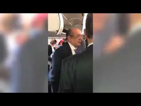 Gilmar Mendes é hostilizado em voo