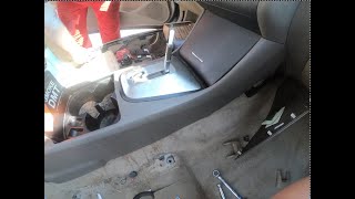 Seatbelt and airbag module removal in Nissan Altima