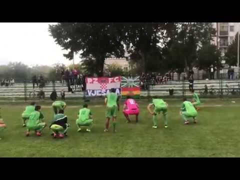 4 NL / ZAGREB SREDISTE/ NK PONIKVE / SEOSKI NOGOMET