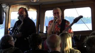 7. Sven Zetterberg & Rockarounds - Pouring Water On A Drowning Man