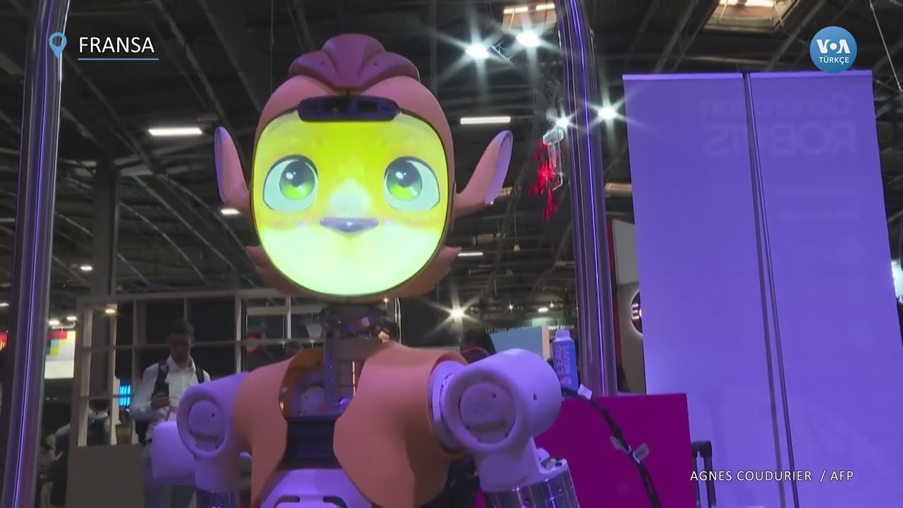 Fransa’daki teknoloji fuarında "duygusal" robotlardaki artış göze çarptı