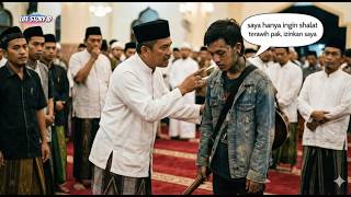 Download lagu Mistaken for a Beggar, This Tattooed Punk Kid Was Expelled During Tarawih Prayer mp3