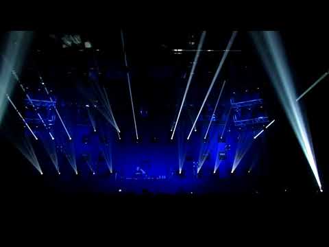 John Digweed plays 'Fabio Neural, Fideles - Shamana' @ Auditorio Ángel Bustelo   Mendoza, Argentina