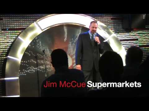 Boston Comedian Jim McCue has fun with supermarket guy #comedians #standup #crowdwork