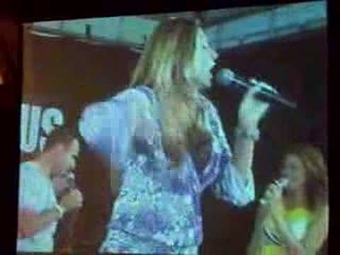 Soraya Moraes no Canta Vila - 3Lagoas MS