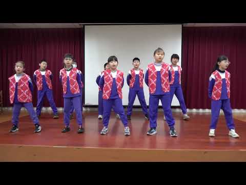 英語K歌王-九湖國小 四年甲班的圖片影音連結