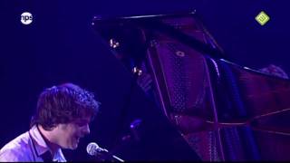 Jamie Cullum Amazing Piano Percussion