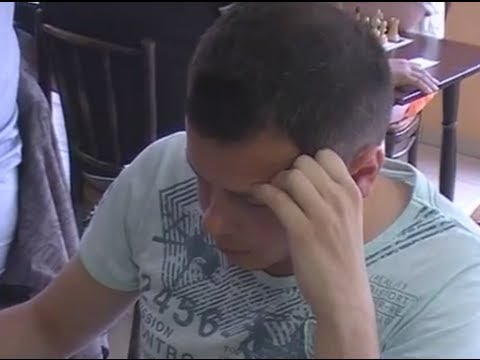 2.2.1. Martin Bezúch  - Gejza Pereszlényi   1 - 0