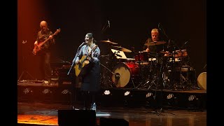 Carmen Consoli - Questa notte una lucciola illumina la mia finestra. Teatro Verdi Genova 24/10/2025.