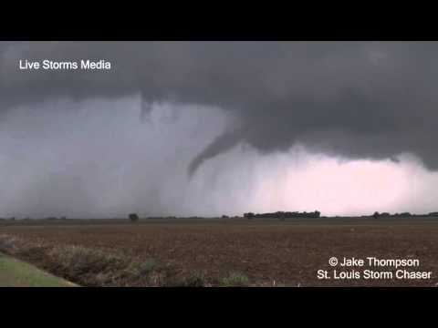 4/26/16 Mayfield, Kansas Tornado & Funnels
