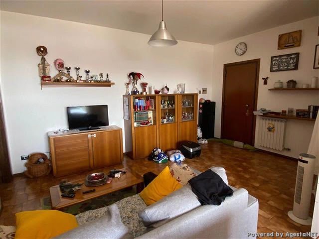 Stanza/Camera in AFFITTO  SESTO SAN GIOVANNI