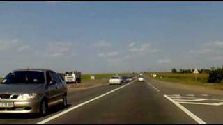 preview picture of video 'Ukrainischer Highway zwischen Odessa und Koblevo'
