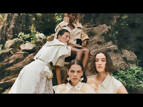 Rhythmic color by Sara Wong for S/S 22, Milan Fashion Week | FashionTV | FTV