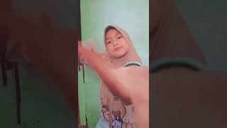 Download lagu keren dan cantik Fadilah nibos senggol dong mp3 Download lagu keren dan cantik Fadilah nibos senggol dong mp3