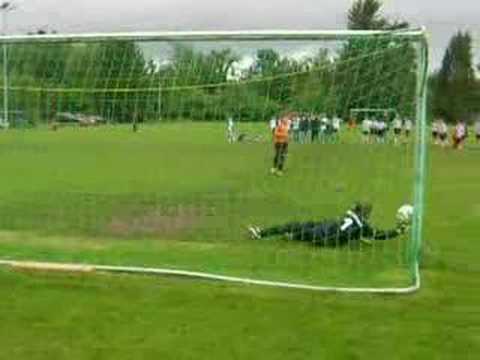 Fabian Glaser hält Elfmeter - Vatertagsturnier Baldham