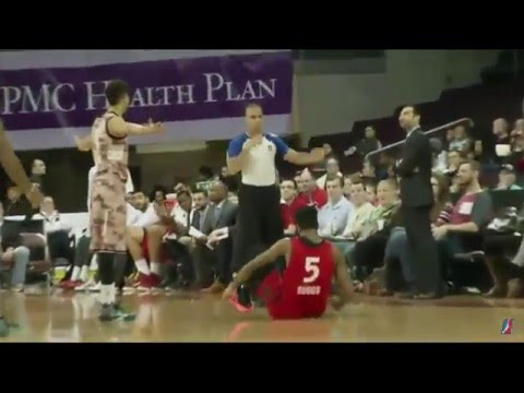 Raptors 905 Highlights: Suggs 4-Point Play - February 28, 2016