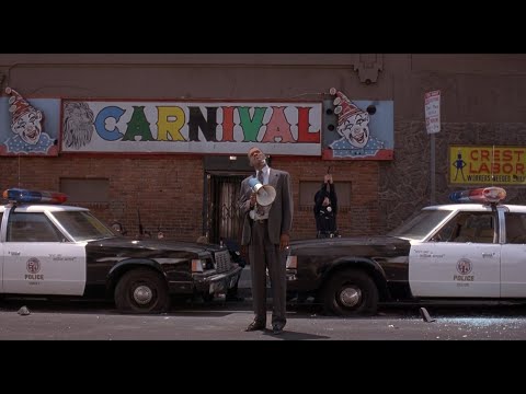 Loaded Weapon 1 (1993) Squealer's Hotel