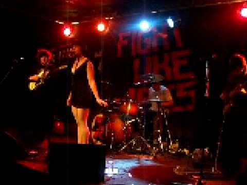 FRESH LEGS- CASTLE(LIVE AT THE JOINERS FEB 2008)