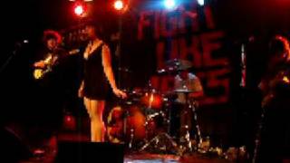 FRESH LEGS- CASTLE(LIVE AT THE JOINERS FEB 2008)