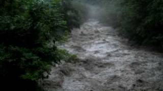 preview picture of video 'alluvione 2008 prali val germanasca'