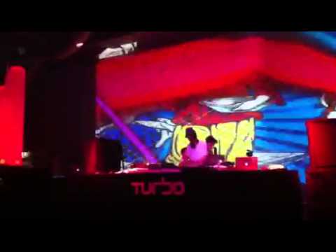 Christopher jerome & Fabian föhn @ Urban Art Forms Festival