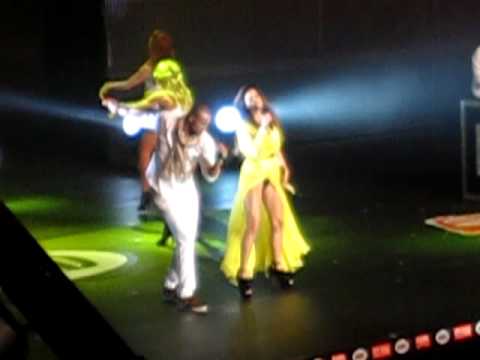 Mohombi feat. Κατερίνα Στικούδη - Bumpy Ride & Coconut Tree (MAD VMA 2011)