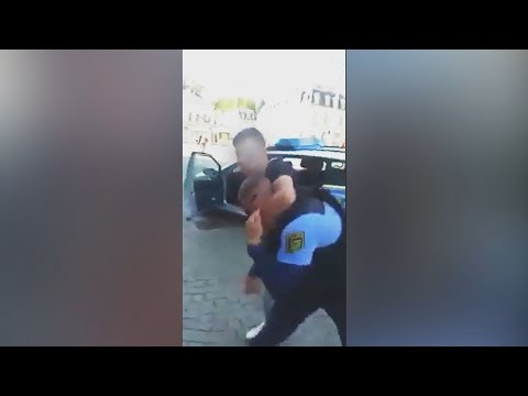 Gewürgt, getreten, geschlagen: Handyvideo zeigt Angriff auf Polizisten in Plauen