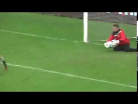 Lars line up MVV met Berg '28