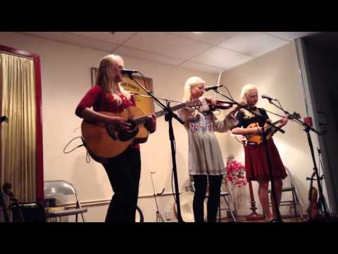 I Courted a Sailor ~ The Gothard Sisters at CFM