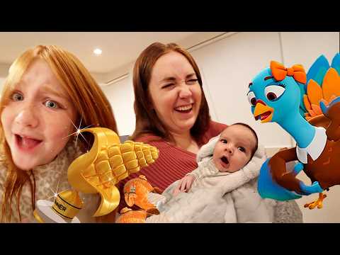 FAMiLY TALENT SHOW!!  Who will WiN the Golden Corncob?!  new Turkey Dance Song & crazy Mystery Cafe