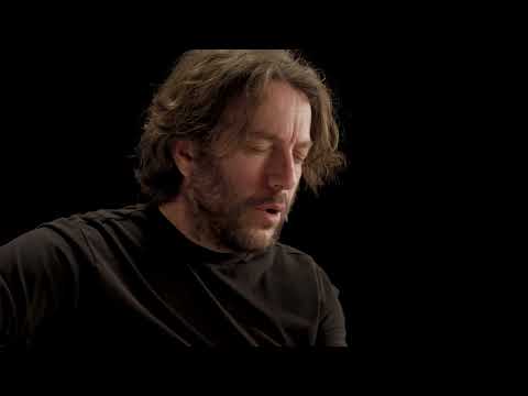 Petrit Çarkaxhiu - KANGË MUZGU