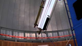 preview picture of video 'Rachel - A Vintage Refractor Telescope'