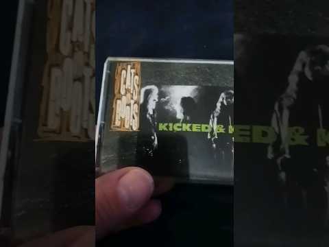 Cassette unboxing 🐈 👢 Cats in Boots 🐈 👢Kicked & Klawed 1989. Is this an underrated 80s 💎?