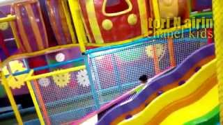 Playground For Children - Playing in Ball Pool Funny Babies Kids - Mandi Bola Tori Airin