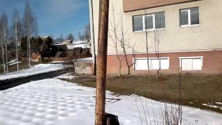 preview picture of video 'Западная Украина горы Карпаты Ясиня больница февраль солнце туризм 8-2702'