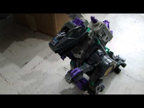 TRYPTICON Transformers Decepticon city base walks!