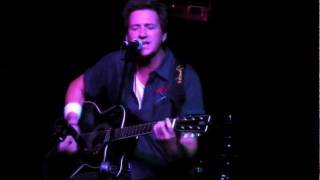 Neil Daly - &quot;Dead Flowers&quot; (live)