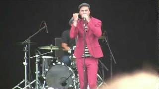 Fitz &amp; the Tantrums- &quot;Dear Mr.  President&quot; (HD) Live in Chicago on 8-5-2011