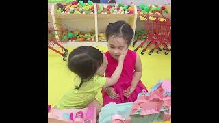 Bé Min và bạn mới trang điểm cho nhau rất đáng yêu #trangdiemdep #vuinhon #khuvuichoigiaitri