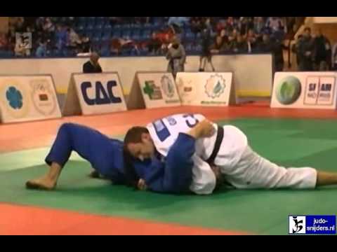 Judo 2012 World Cup Minsk: Burns (GBR) - Dzierzanowski (POL) [-90kg] semi-final